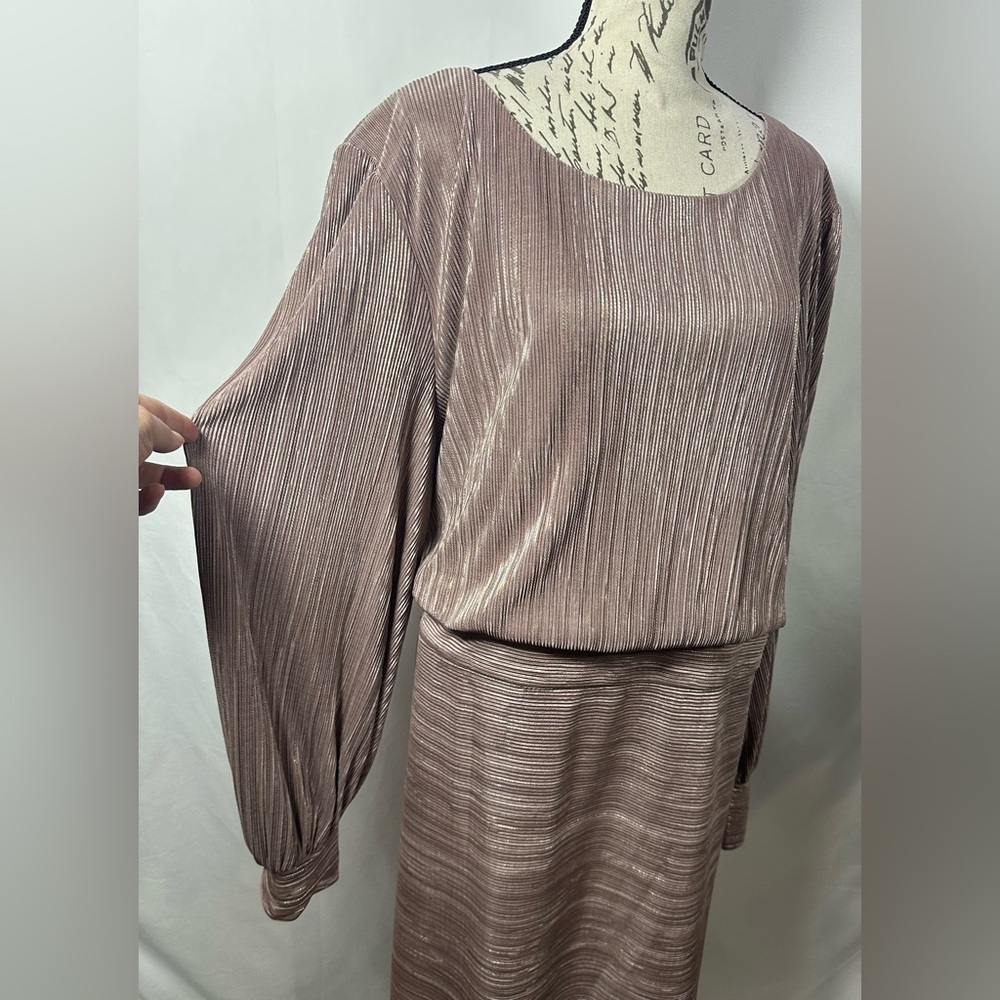 💜Nightway Long Sleeve Cocktail Dress - Picture 4 of 12